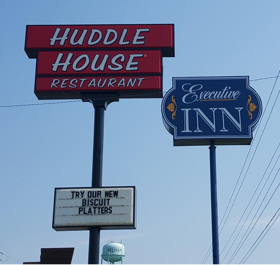 Pelham Executive Inn المظهر الخارجي الصورة